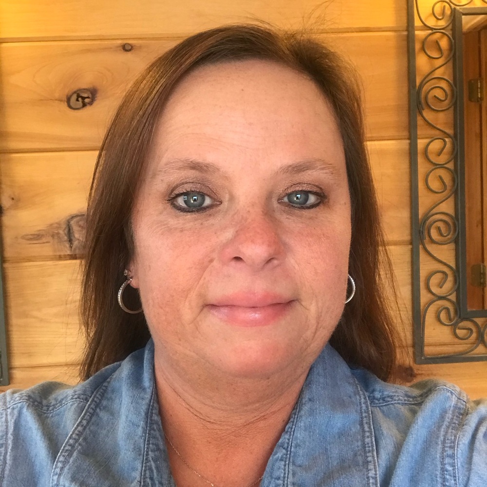Meet your Posher, Jennifer